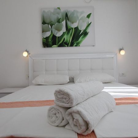 Luxury Apartment Stefan สเวติ สเตฟาน ภายนอก รูปภาพ