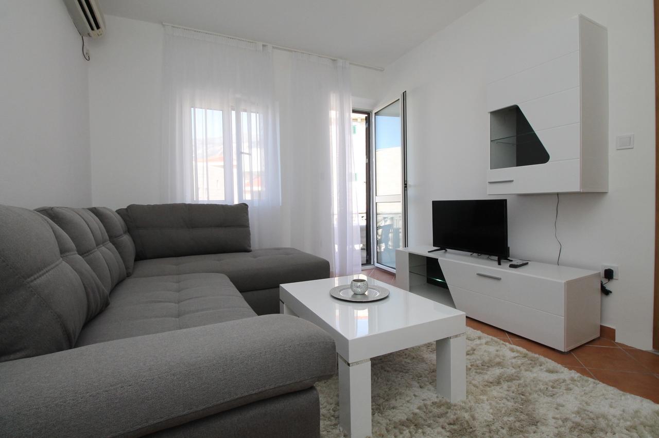 Luxury Apartment Stefan สเวติ สเตฟาน ภายนอก รูปภาพ