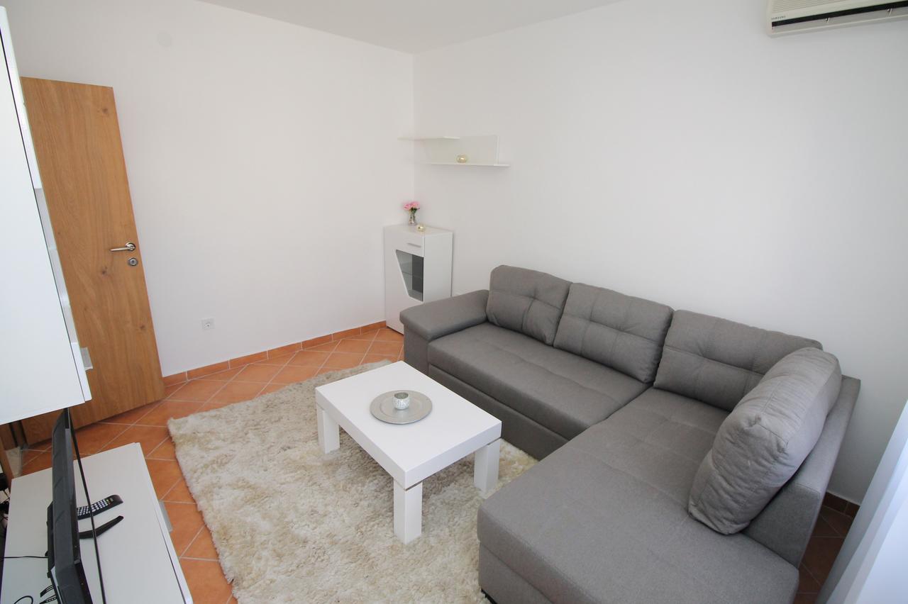 Luxury Apartment Stefan สเวติ สเตฟาน ภายนอก รูปภาพ