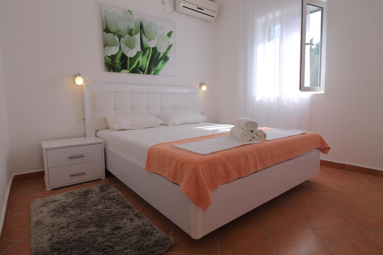 Luxury Apartment Stefan สเวติ สเตฟาน ภายนอก รูปภาพ